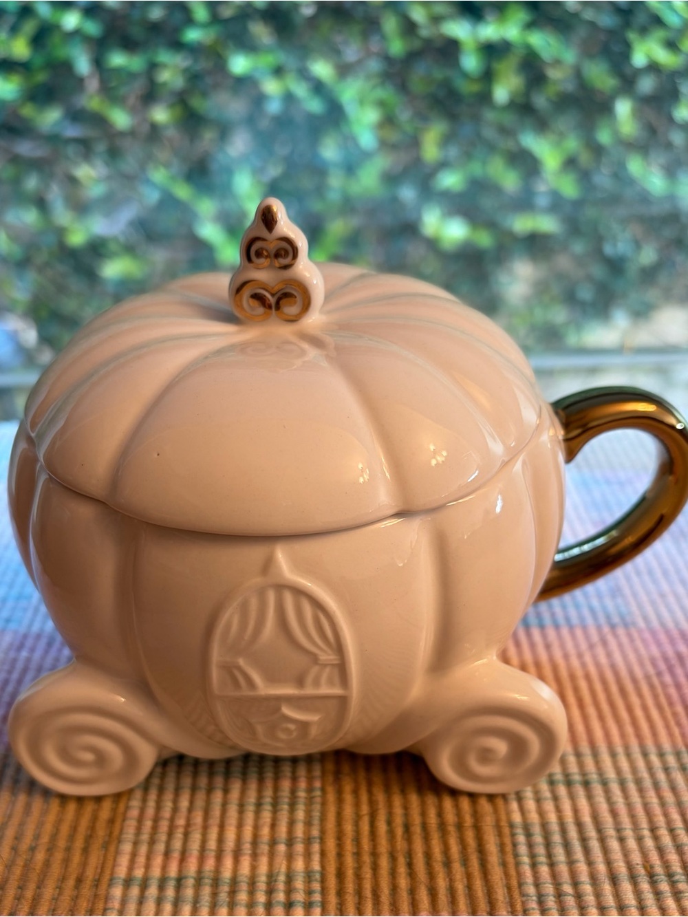 Hallmark Disney Princess Ceramic Pumpkin Carriage Keepsake w/ Gold Handle NWT